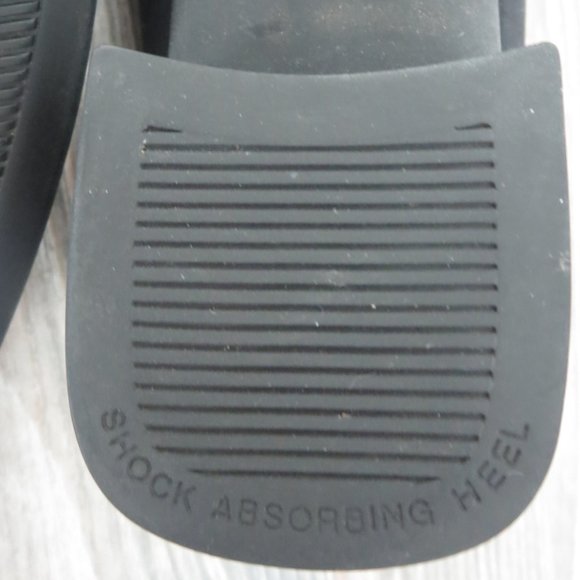 Munro Jet Black Traveler Shoes 1.5" Low Heel Square Closed Toe Slip On Sz 7 - Picture 14 of 15